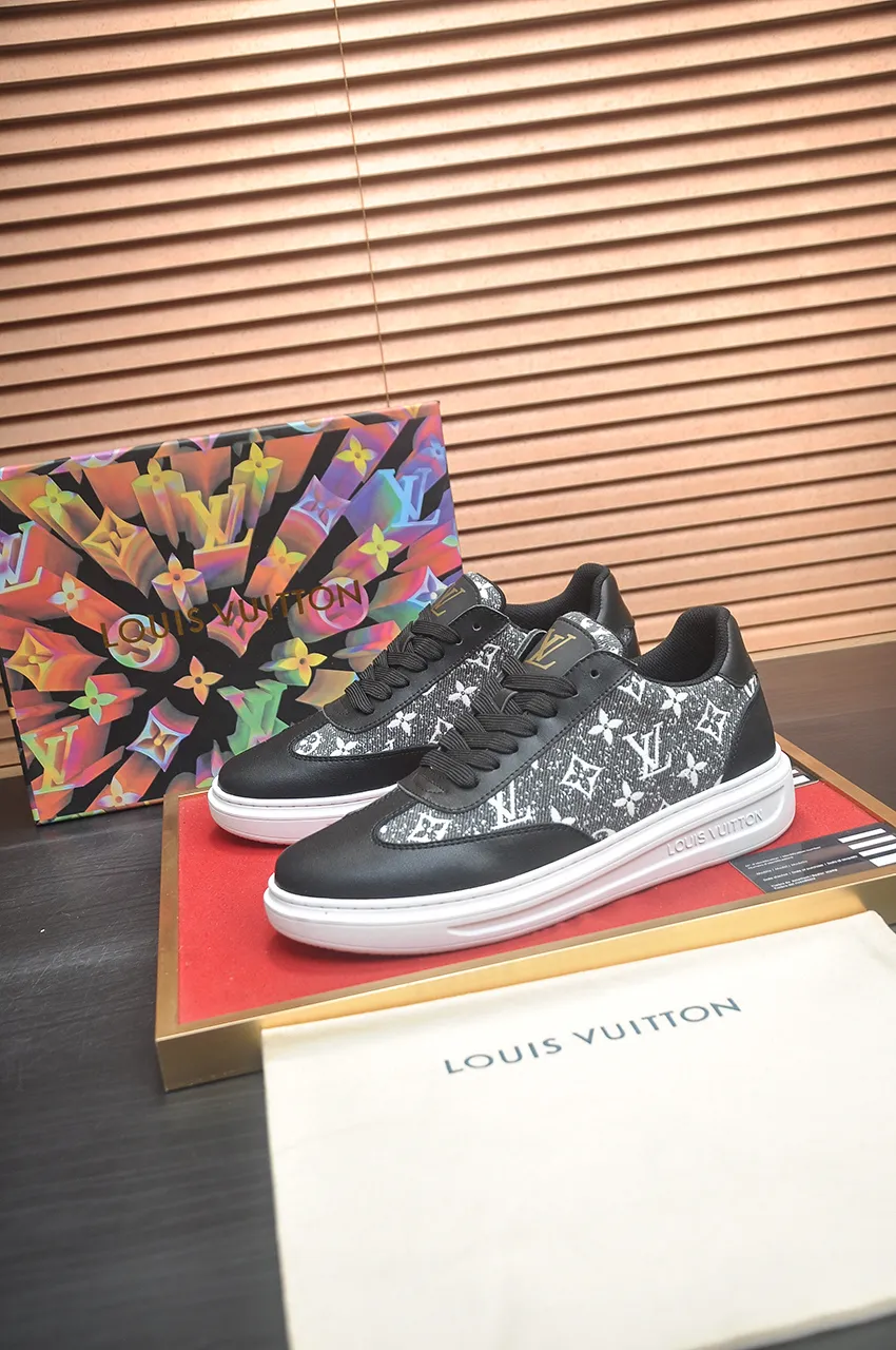 Men's shoes 💰540💶[LOUIS VUITTON] Original order price (water-dyed cowhide lining) new model 🍀LV Louis Vuitton * - top version of LV classic trendy shoes! Made of imported original cowhide, water-dyed cowhide lining, and original wear-resistant rubber outsole! High quality products! Code number 38-45 (45 is custom-made and cannot be returned or exchanged)